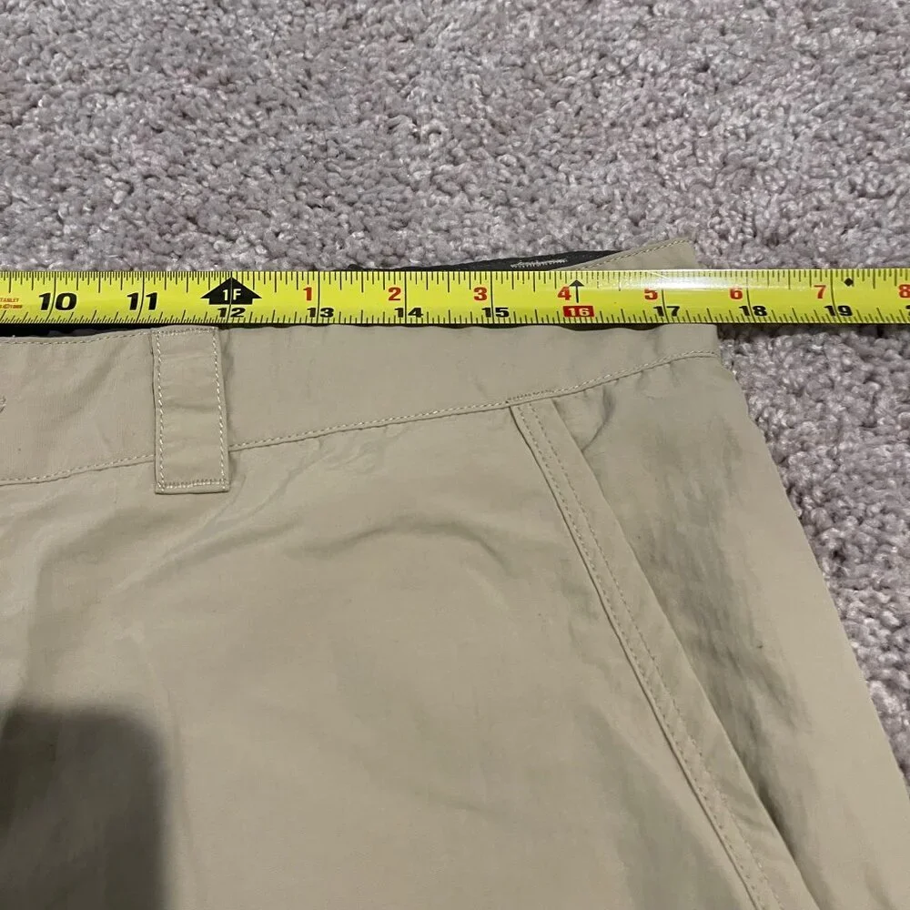Patagonia Pants Mens Large Beige Sandy Cay Lightweight Nylon Hiking Cargo 82091 - Picture 13 of 16
